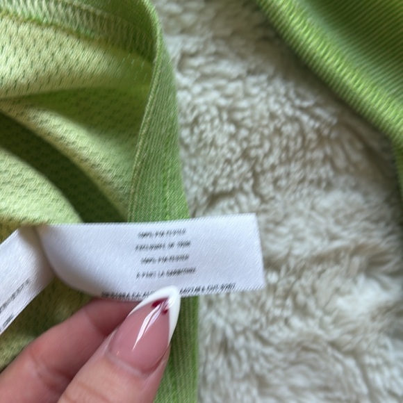 Patagonia Quarter Zip Pullover Green Lightweight Hiking Outdoor Size Small - Picture 9 of 10